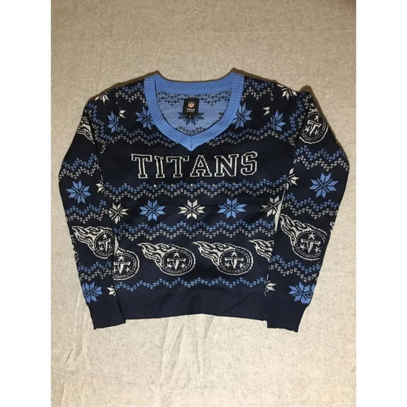 Womens NFL Titans Sweater Size Small Light Up Christmas Blue Patterned Cute - Picture 1 of 2